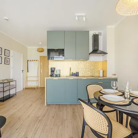 Sunset V, Nadmorska 100 * Grzybowo (West Pomeranian)