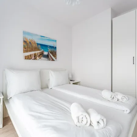 Sunset V, Nadmorska 100 Grzybowo (West Pomeranian)