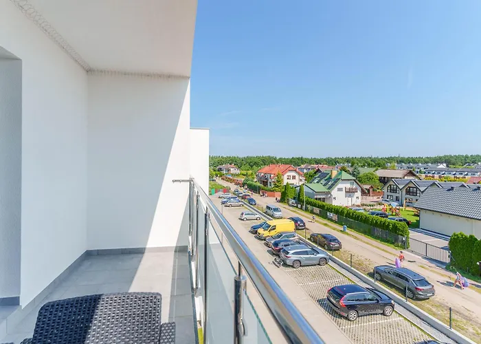 Sunset V, Nadmorska 100 *