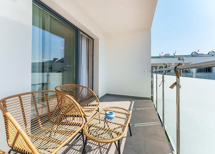 Sunset V, Nadmorska 100 Apartment